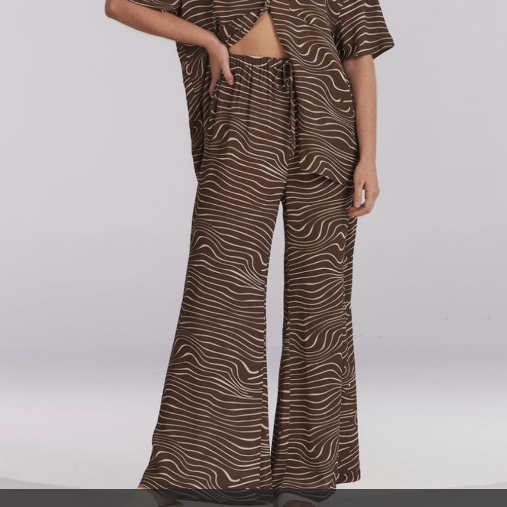 NWT Charlie Holiday Lola pant size Small